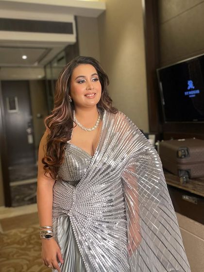 Flowing Curls & Waves photo 101