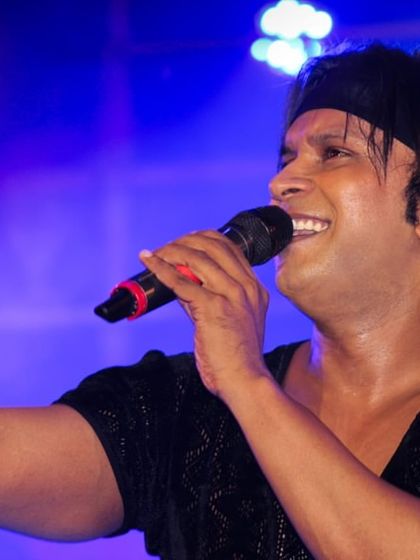 Behind the Music photo 10