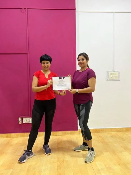 Presenting the DtF certification to our franchisee, Manisha. She is now equipped to run her own studio and empower other women.