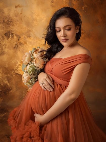 A duplicate of ID 249, this pose is perfect for capturing a quiet, tender moment.