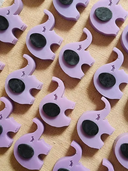 These cute elephant-shaped soaps have magnets on the back, making them a fun and reusable party favor.