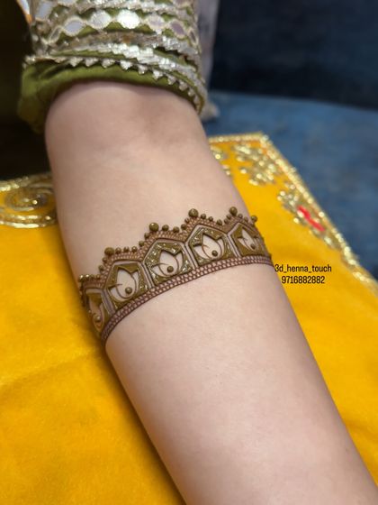 3D Henna Touch - Online Mehndi Classes Intricate Arm Bands & Cuffs photo 30