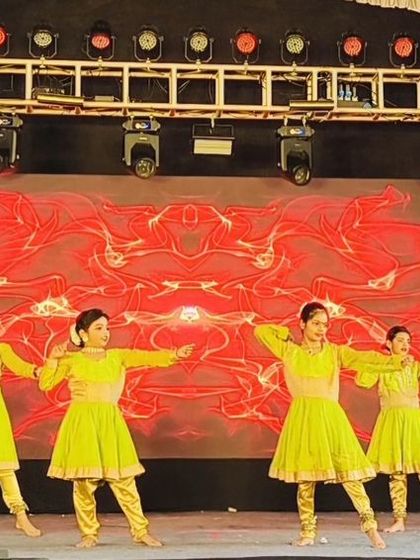 Pooja Dance Studio - Indian Classical & Semiclassical Dance Kathak: From Basics to Stage photo 5