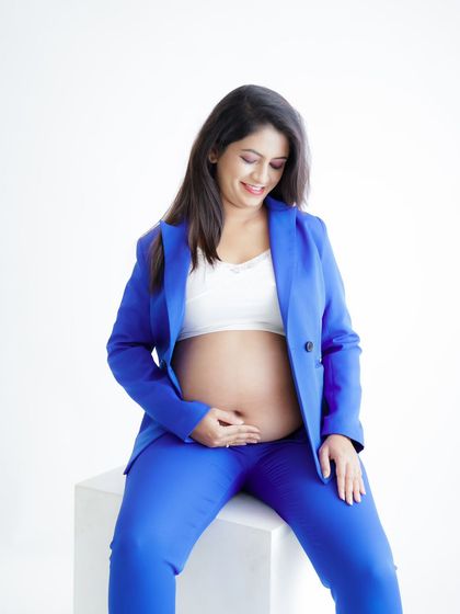 Solo Radiance: Portraits of the Mother-to-Be photo 190