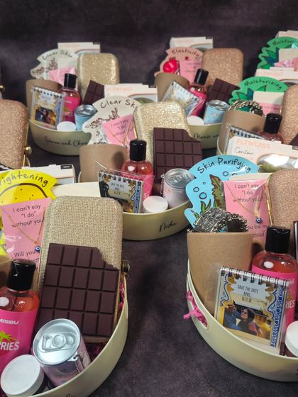 Arch - Wedding Gifting & Essentials Bridesmaid & Groomsmen Proposal Hampers photo 13