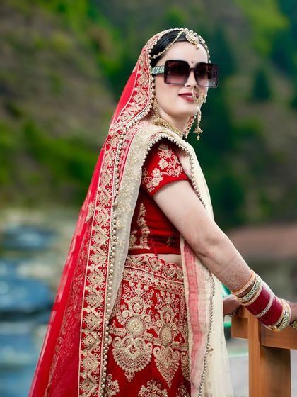 Vibrant Bridal Portraits photo 23