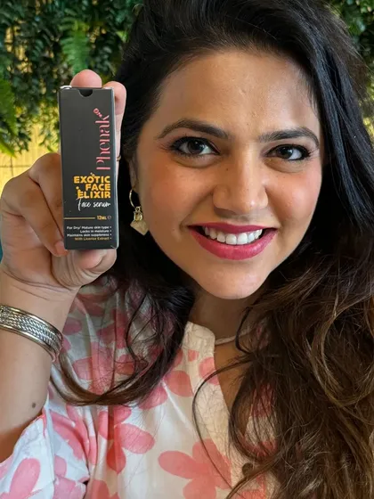 The Exotic Face Elixir is a community favorite for a reason. I love seeing you smile as you hold up this little bottle of liquid gold, ready to achieve that youthful, glowing complexion.