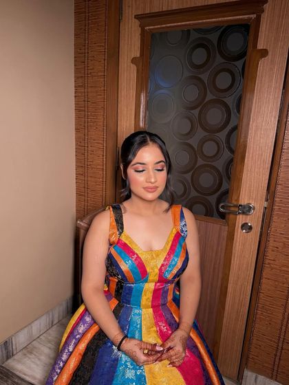 Party & Guest Glam photo 30