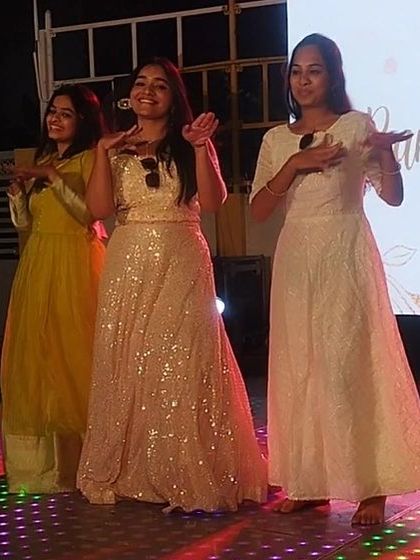 The Sangeet Tales - Wedding Dance Choreography The Ultimate Squad Goals: Friends & Cousins photo 14