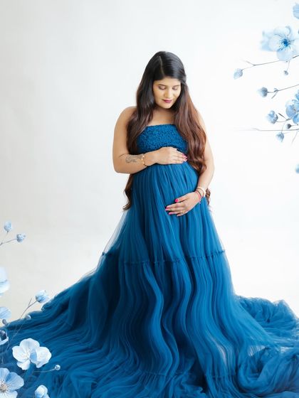 Solo Radiance: Portraits of the Mother-to-Be photo 192