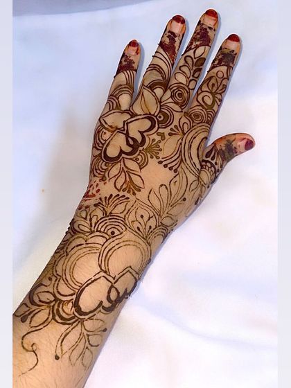 Another view of the beautiful and unique Doha-style design.