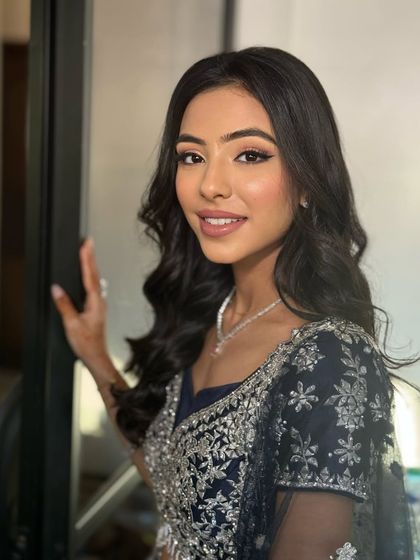 Romantic Waves & Half-Updos photo 48