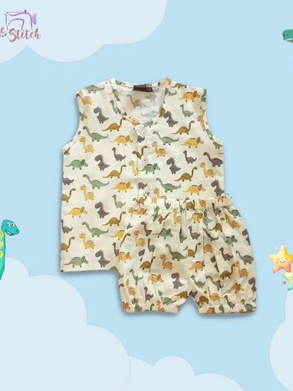 Another look at our dinosaur print co-ord set, perfect for your little one's daily explorations.
