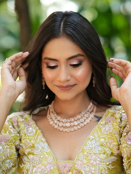 Signature Bridal Looks: Soft & Modern Glam photo 12