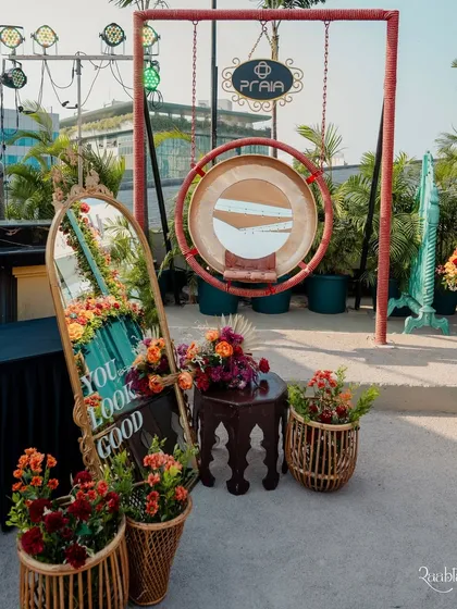 An interactive decor piece: a beautiful vintage-style mirror with the words "You Look Good" for the perfect selfie moment.
