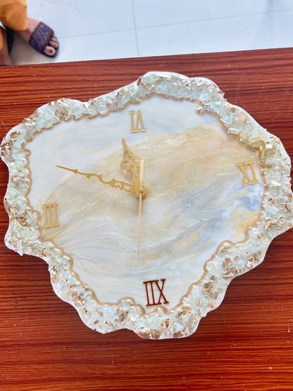 Paint Cafe Studio - Corporate Art Workshops Stunning Resin Art (Clocks, Trays & Decor) photo 14