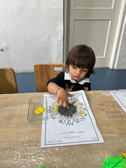 Knowledge Origin - Preschool & Kindergarten Programs Creative Expression & Messy Art photo 11