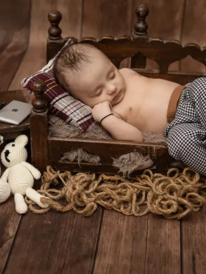 A full view of the adorable setup for this three-month-old's milestone session.