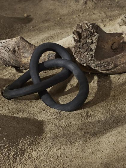 Shiraz Chaand - Commercial Interior & Product Photography Decor & Accessory Photography photo 8