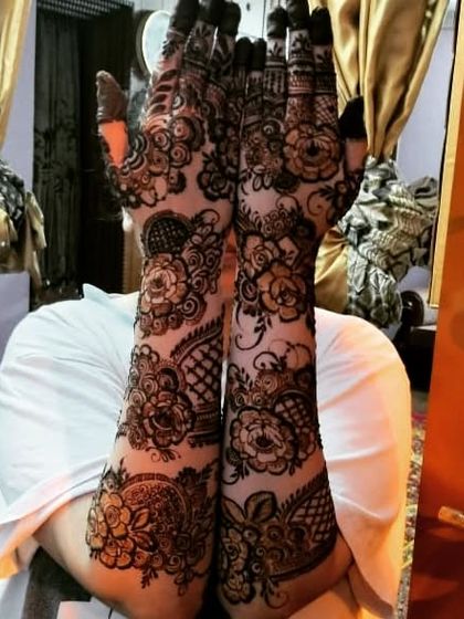 Mehendi Art by Nishat - Mehndi (Henna) Artistry Elegant Henna for Guests & Parties photo 49