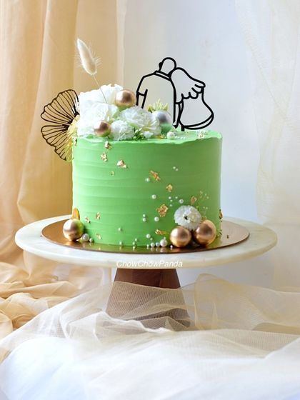 Another shot of the fresh pineapple anniversary cake, perfect for celebrating a special milestone.