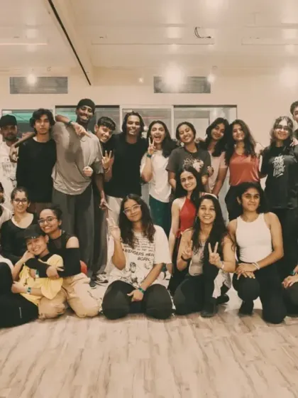 The group photo from Day 1 of the Trinity Series. A room full of tired but inspired dancers after a session with Donny.