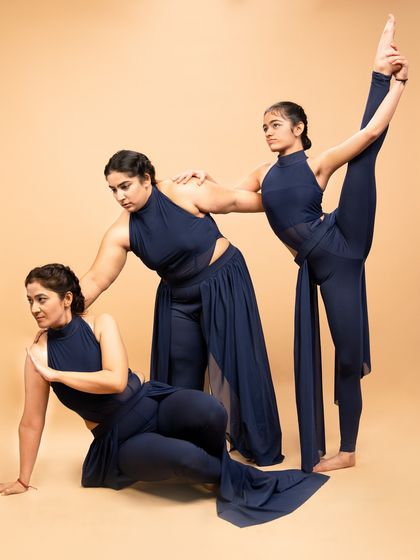 A powerful trio from our contemporary piece 'Momentum'. The performance explores the forces of tension and release through interconnected movements.