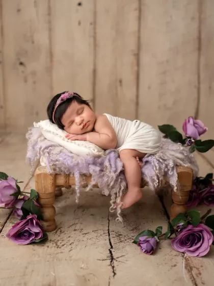 Dreamy Newborn Portraits photo 15