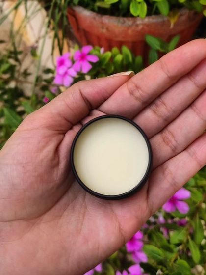 Our solid perfumes are alcohol-free, long-lasting, and easy to carry. Just warm a small amount on your pulse points and enjoy the beautiful, natural aroma.