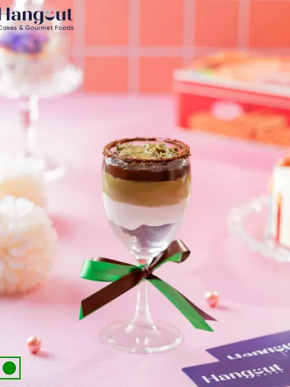 My Dessert Glass Kunafa Cake is a modern treat perfect for gifting. It features layers of creamy goodness and crispy kunafa in a reusable glass, and comes in spill-proof packaging.