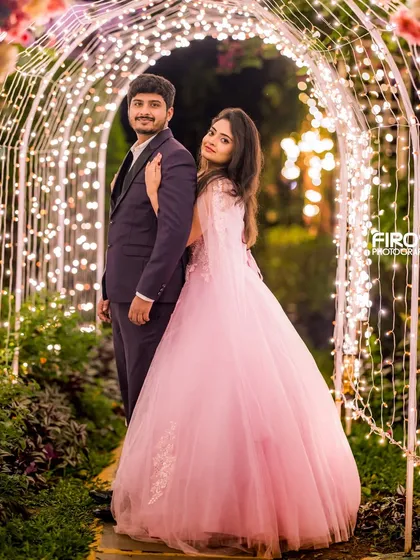 As evening falls, our garden transforms into a magical space. This tunnel of lights is a favorite for romantic couple portraits, creating a beautiful bokeh effect and an intimate atmosphere.