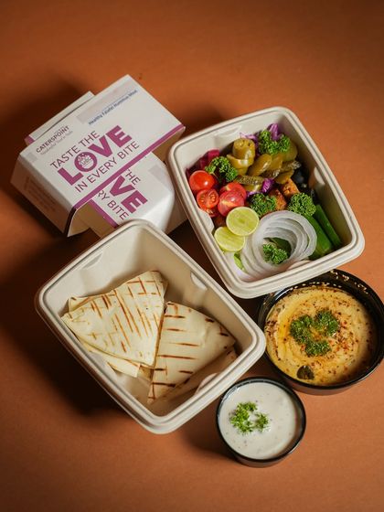 This Pita and Hummus Veggie Meal is a fresh, vibrant, and flavorful way to fuel your day. It comes with grilled pita, creamy hummus, and a side of fresh veggies for a complete and healthy meal.