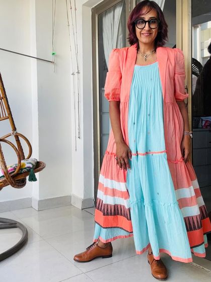 A dressy look for a Saturday meet-up. I love layering colors and textures, like this beautiful dress paired with a jacket and hand-stitched leather brogues.
