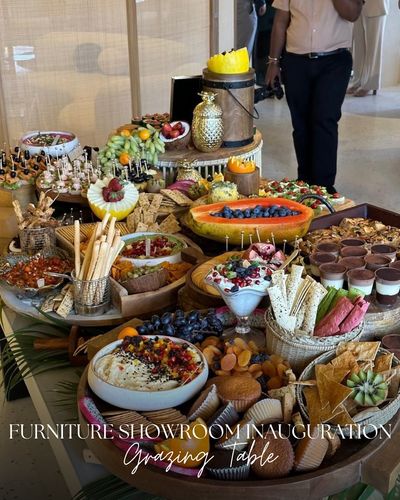 Grazing Tables & Curated Platters