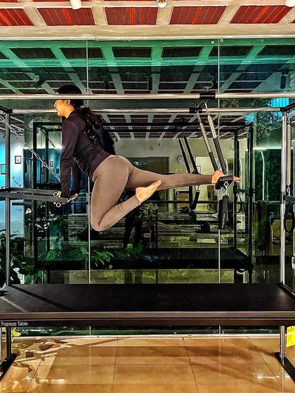 Remember and remind yourself that you are amazing. This flying side plank on the Cadillac is a powerful affirmation of your strength.