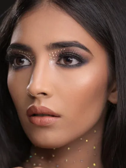 This angle captures the light hitting the glitter, showing off its multi-dimensional sparkle.