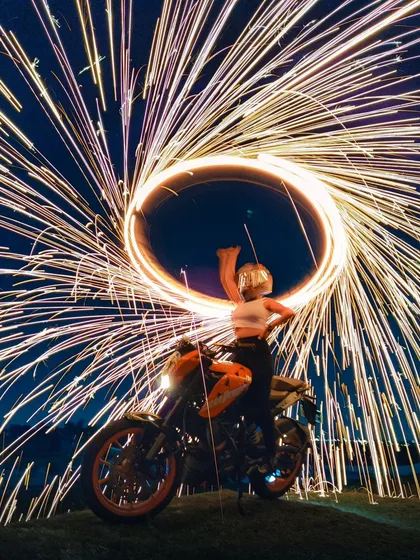 The final, perfectly composed steel wool shot. With the right technique, you can create professional-looking images on your phone.