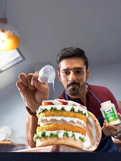 A close up of the burger shot for the Veeba Mayonnaise campaign, focusing on the texture and layering. The goal was to create an over the top, delicious visual that highlights the creamy mayonnaise as a key ingredient.