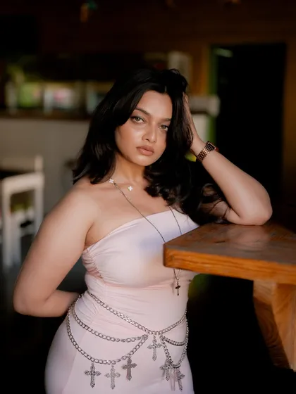A duplicate of image 375, this portrait of a model in a cafe has a chic and stylish lifestyle feel.