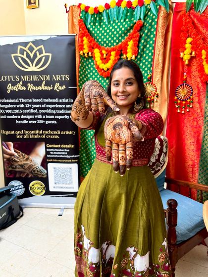 Lotus Mehendi Arts - Bridal & Occasion Mehendi Mehendi for Guests & Family photo 21