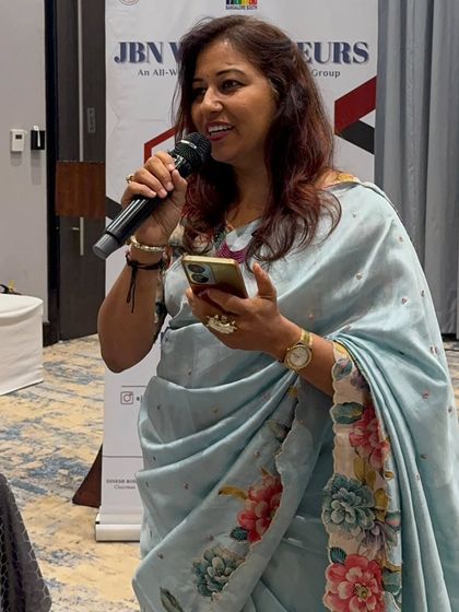 Speaking at a JBN WE-PRENEURS meeting. Holding a leadership position in a business networking forum has been an enriching part of my professional journey.