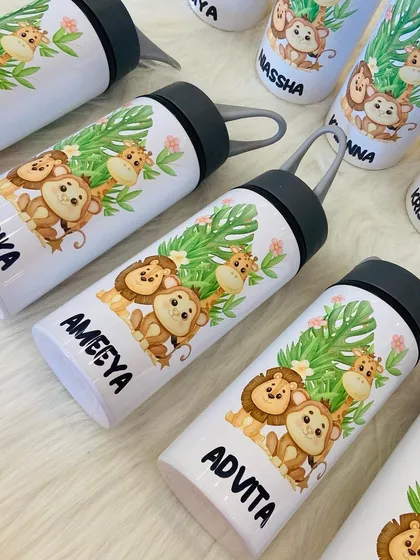 Another angle of our cute jungle themed personalised water bottles. The handy sipper lid is perfect for little hands.
