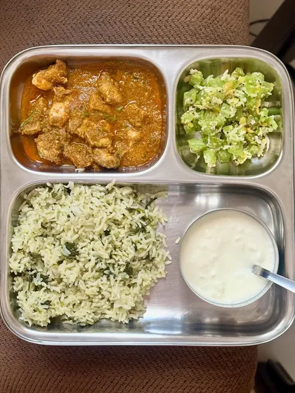 A repeat of my comforting plate of methi rice, chicken curry, beans palya, and curd.