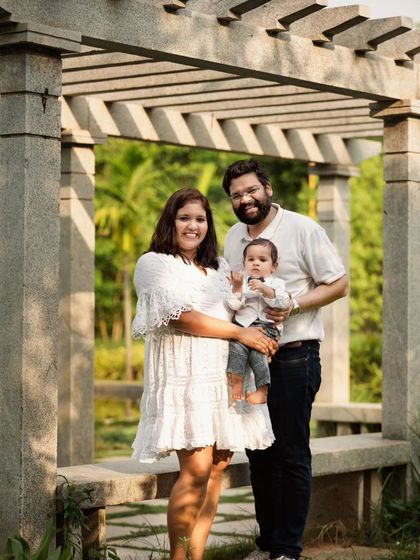 An identical shot to the previous one, showcasing the consistency I provide in delivering high-quality images. Every photo from your session is carefully selected and edited to meet my standards for your family album.