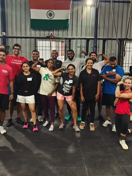 The newly certified trainers flexing after a successful seminar weekend. We are proud to be a hub for coaching development in the region.