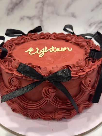 Le Sucrier - Custom Cakes Timeless Vintage Designs photo 8