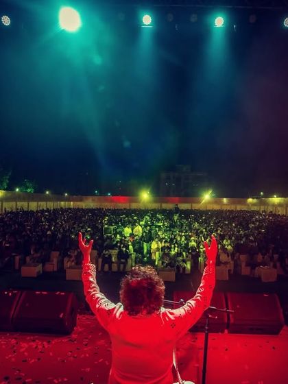 A moment of gratitude from the stage. Facing a massive audience at the Rajdanga Pithe Puli Utsav, we feel humbled and energized by the sheer scale of love.