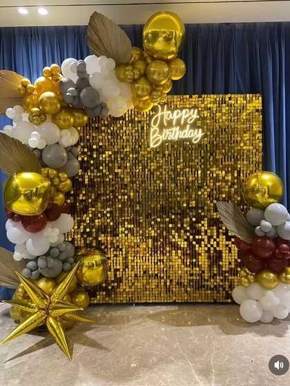 Glam Shimmer Wall Decorations photo 3