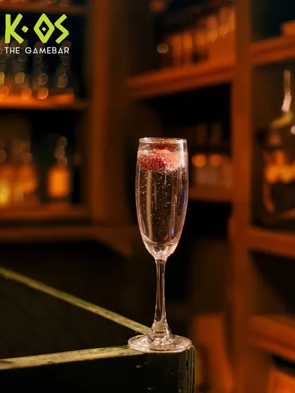 A little fizz, a little fun. Sometimes a simple, classy drink is all you need for the perfect night.