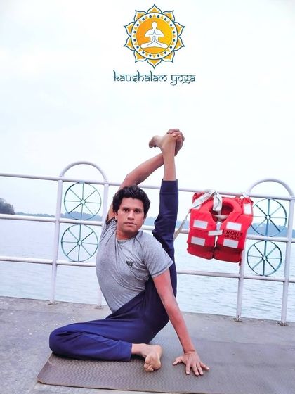 Kaushalam Yoga - Yoga Workshops The Yogi's Path: Advanced Asanas photo 6